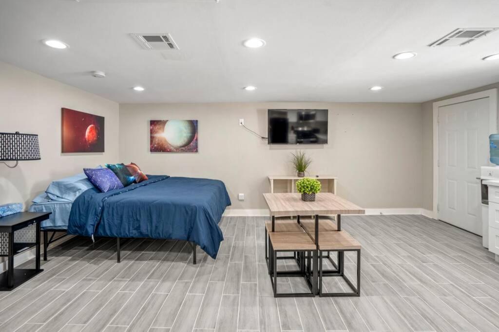 Cosmic Studio At North Downtown Villa Houston Luaran gambar